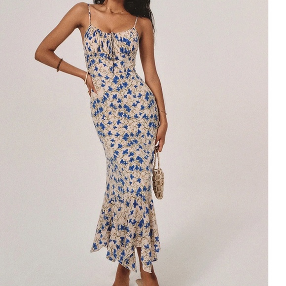Commense Blue and Off-White Floral Maxi Dress w/ Irregular Hem. Drawstring Bust - Picture 6 of 8